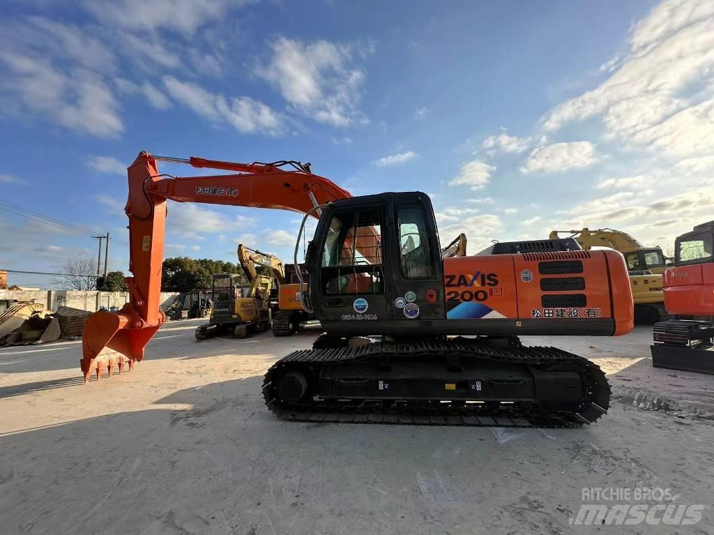 Hitachi ZX 200 Мини-экскаваторы