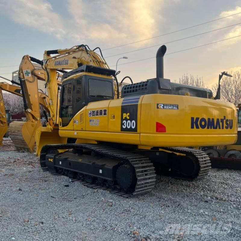 Komatsu PC 300 Гусеничные экскаваторы