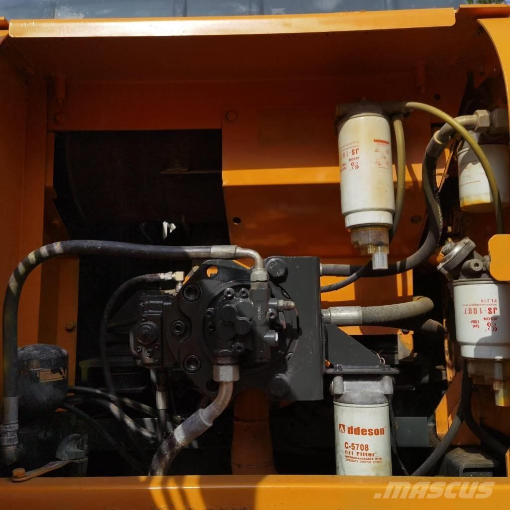 Hyundai R220LC-9S Гусеничные экскаваторы