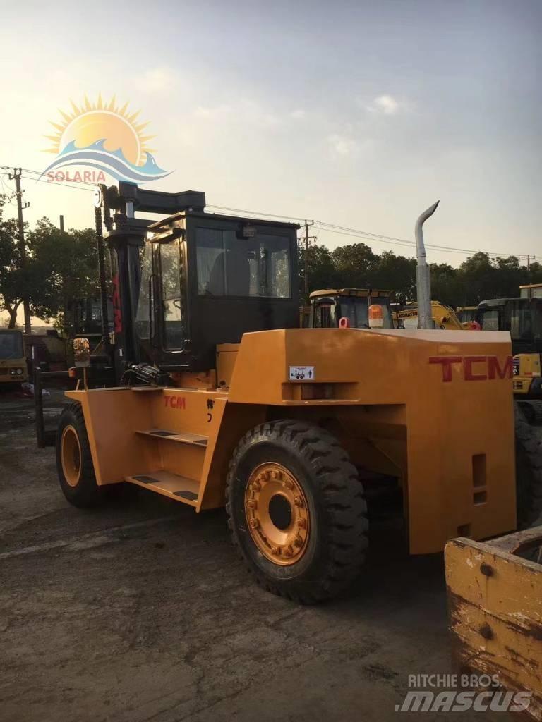 TCM FD 150 Дизельные погрузчики