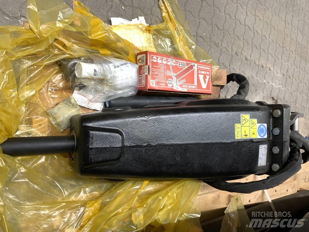 CAT H55S Гидромолоты