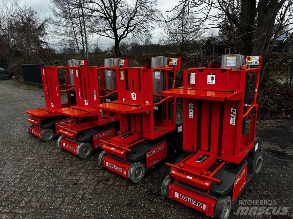 JLG Toucan Duo Вертикальные мачтовые подъемники