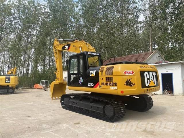 CAT 320D2 Гусеничные экскаваторы