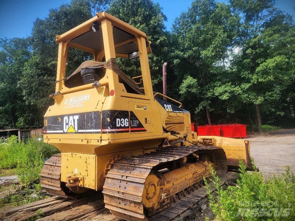CAT D 3 G LGP Гусеничные бульдозеры