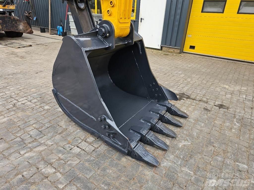 LiuGong CLG 922E Гусеничные экскаваторы