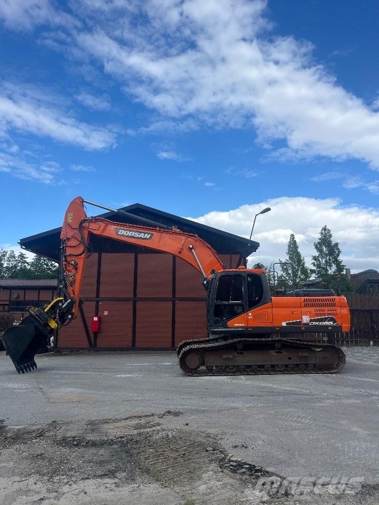 Doosan DX 255 LC-5 Гусеничные экскаваторы