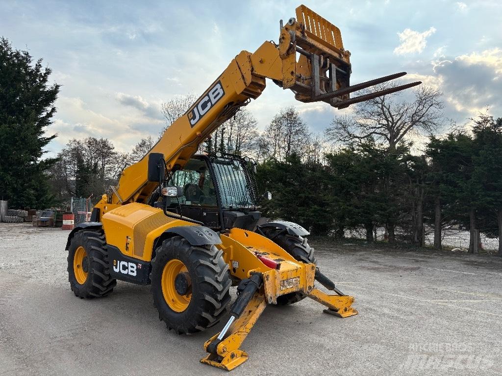 JCB 535-125 Телескопические погрузчики