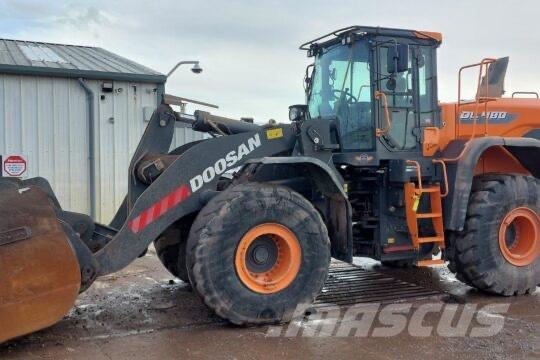 Develon DL 480-7 Экскаваторы-погрузчики