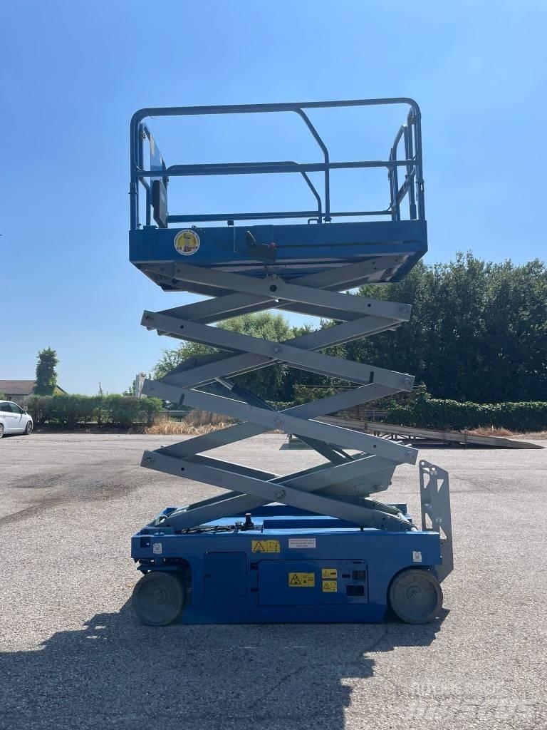 Genie GS 2646 Ножничные подъемники