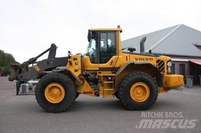 Volvo L 120 F Фронтальные погрузчики