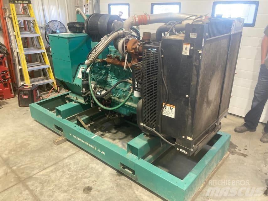 Cummins 105kW Дизельные генераторы
