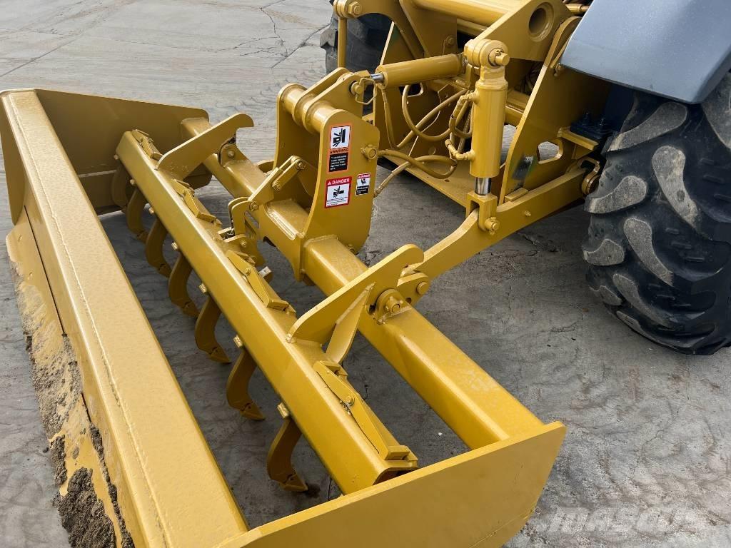 John Deere 210L EP Трактора с фронтальным погрузчиком