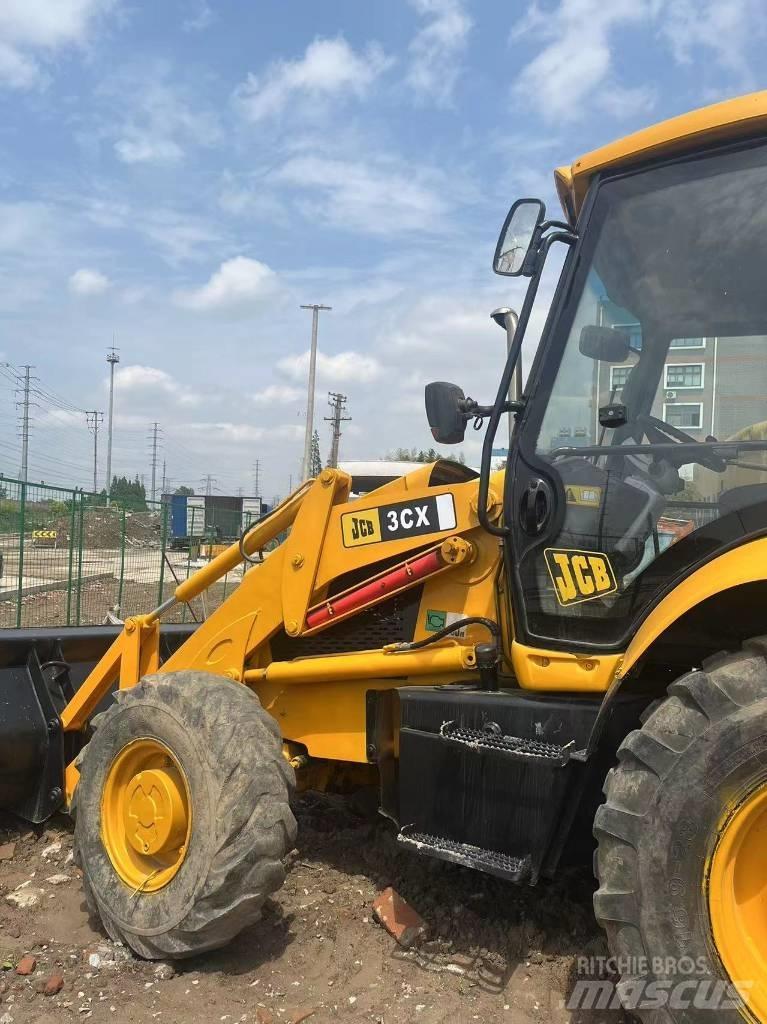 JCB 3 CX Экскаваторы-погрузчики