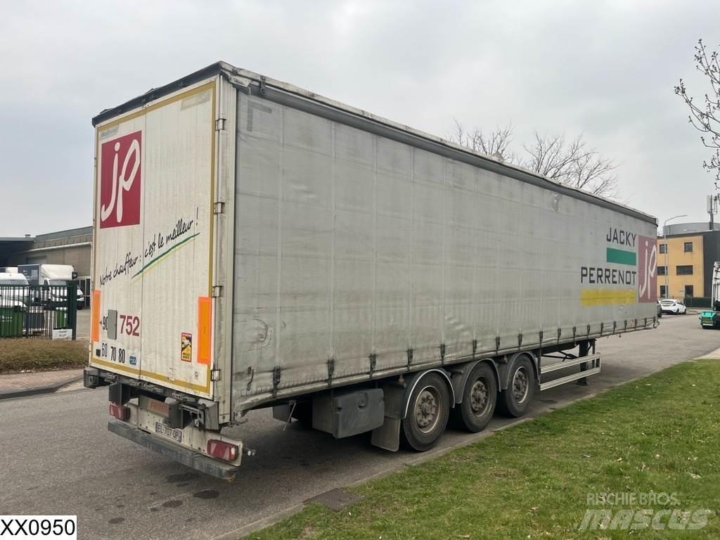 Fruehauf Tautliner Тентованные полуприцепы