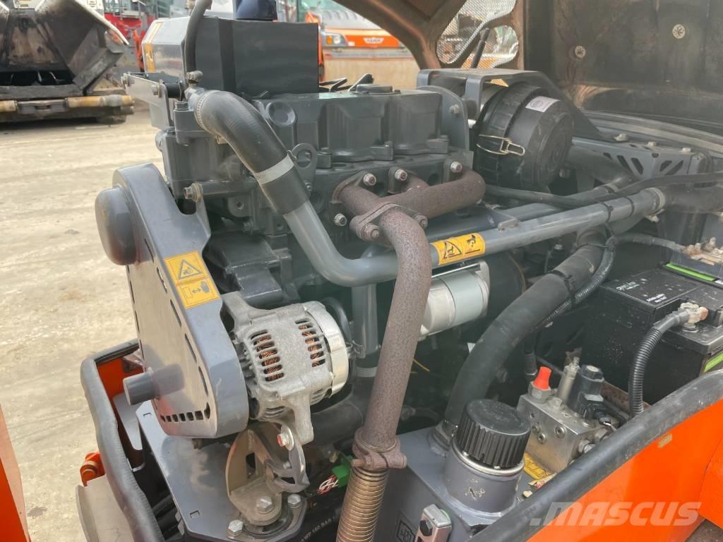 Hamm HD 12 VV Катки тротуарные