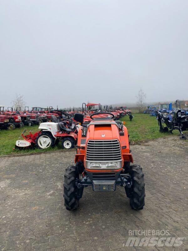 Kubota Aste A15 Коммунальные тракторы