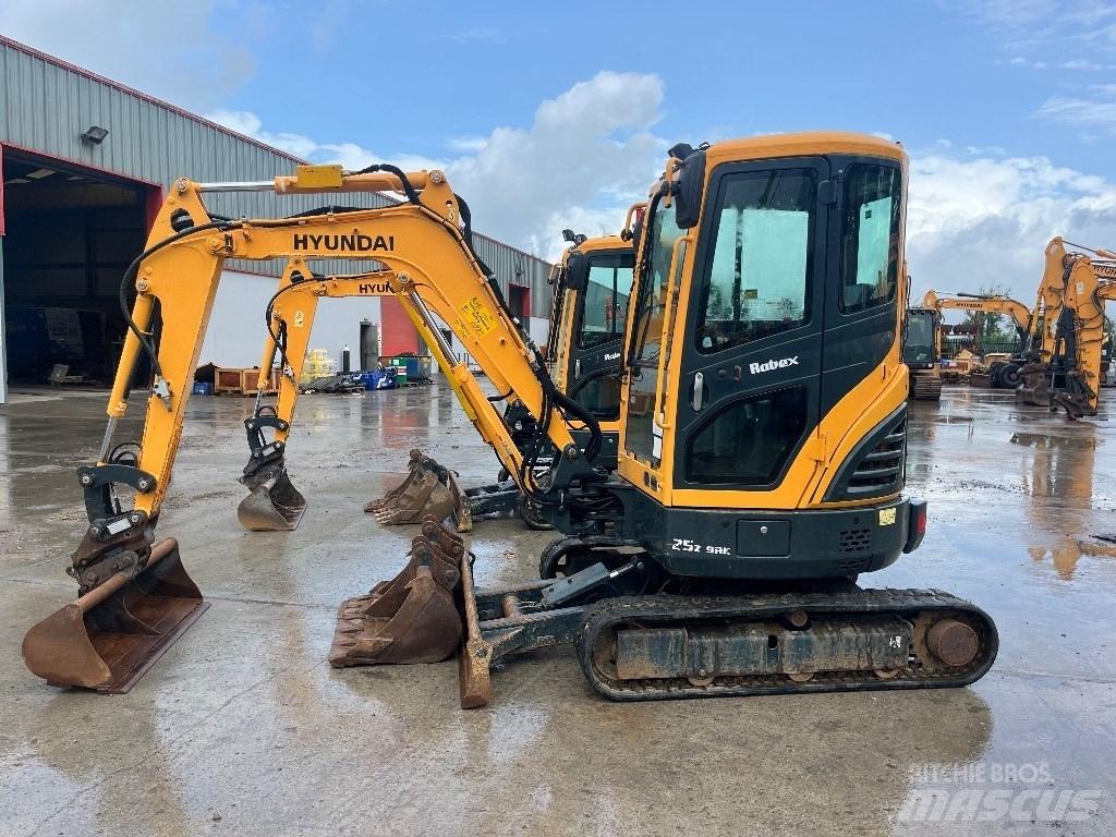 Hyundai R25Z-9 AK Мини-экскаваторы