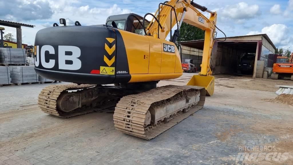 JCB JS 220 LC Гусеничные экскаваторы
