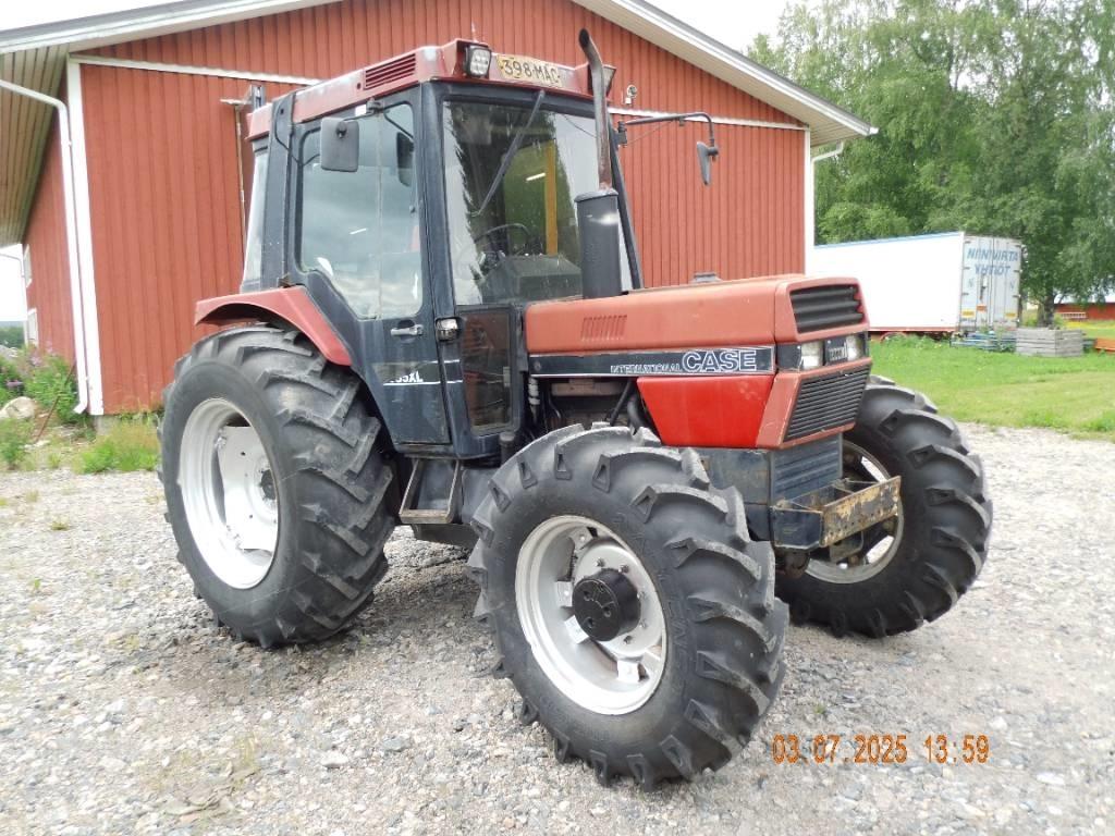 Case IH 685 XL Трактора