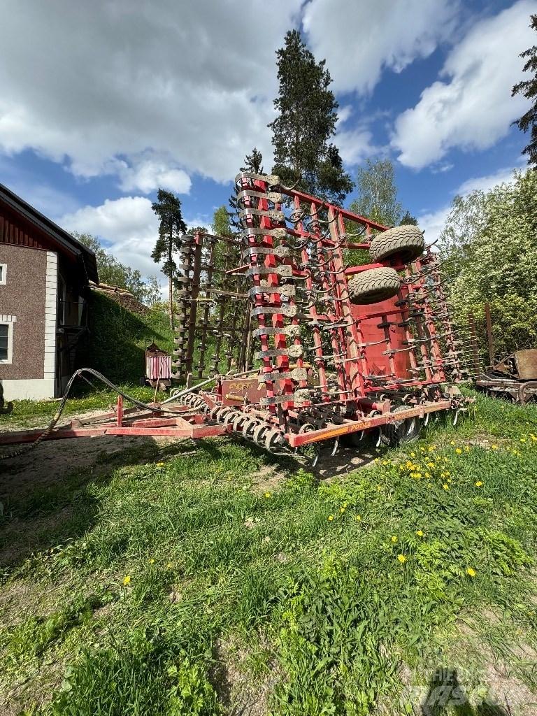Potila Maxer 1000 Пружинные бороны
