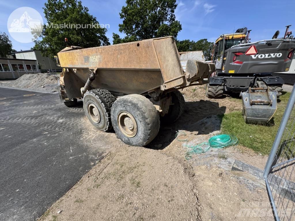 Volvo A 25 C Шарнирно-сочленённые самосвалы