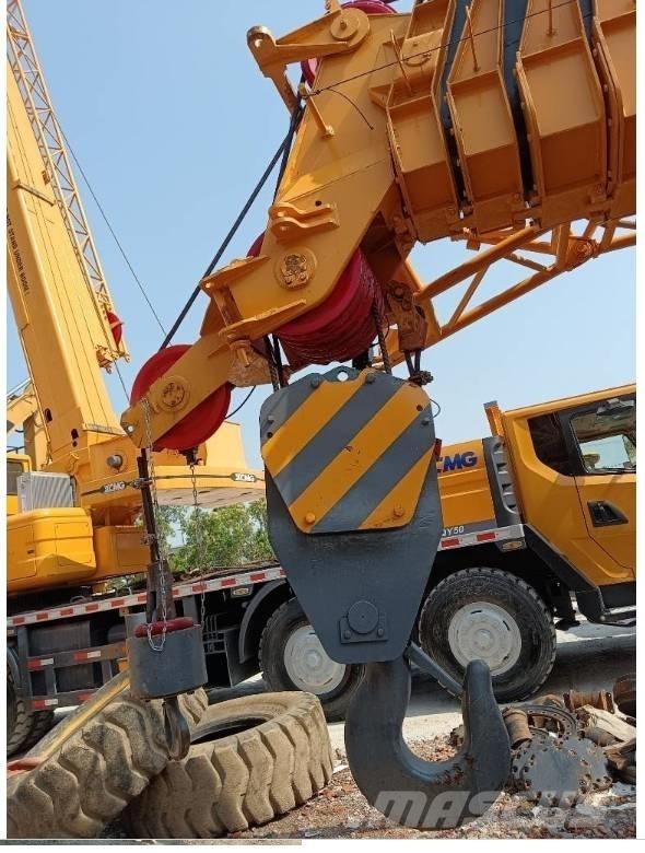 XCMG QY 70 K Автокраны