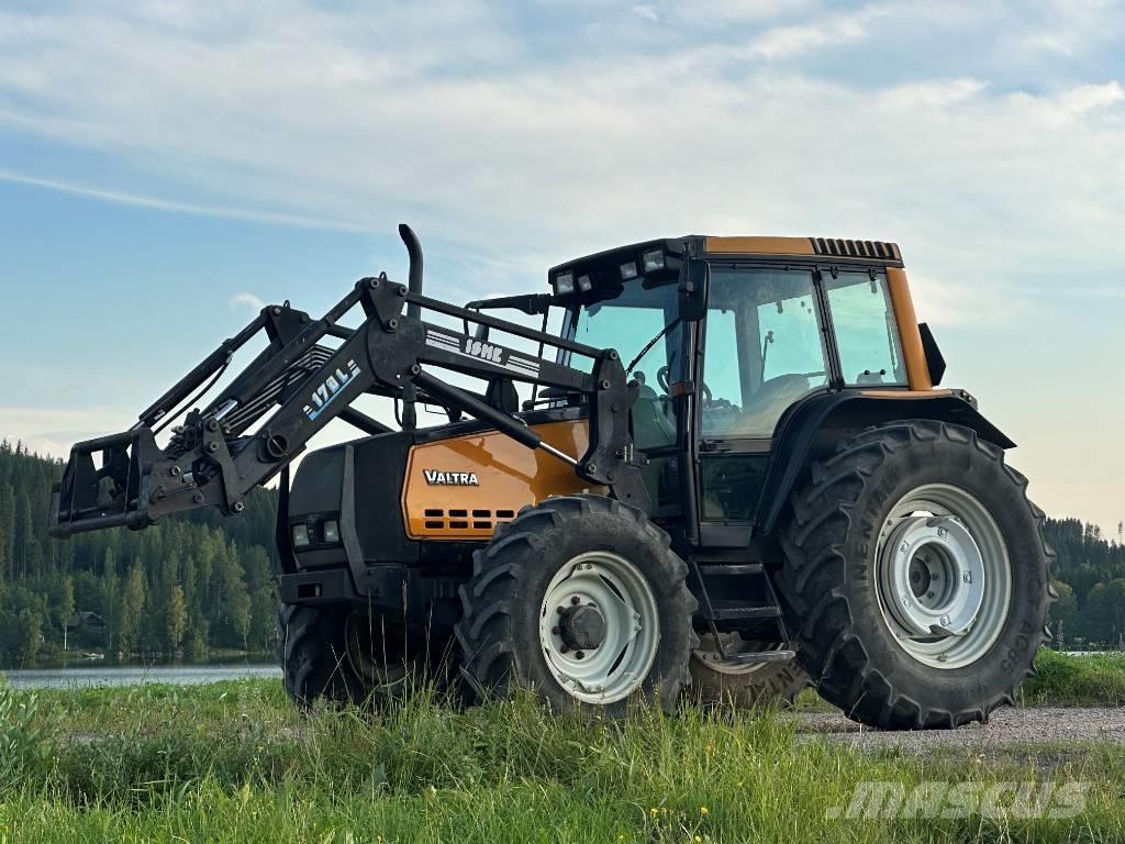 Valtra 6850 Трактора