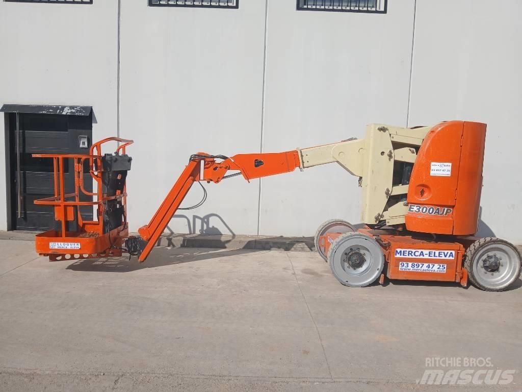 JLG E 300 AJ Коленчатые подъемники
