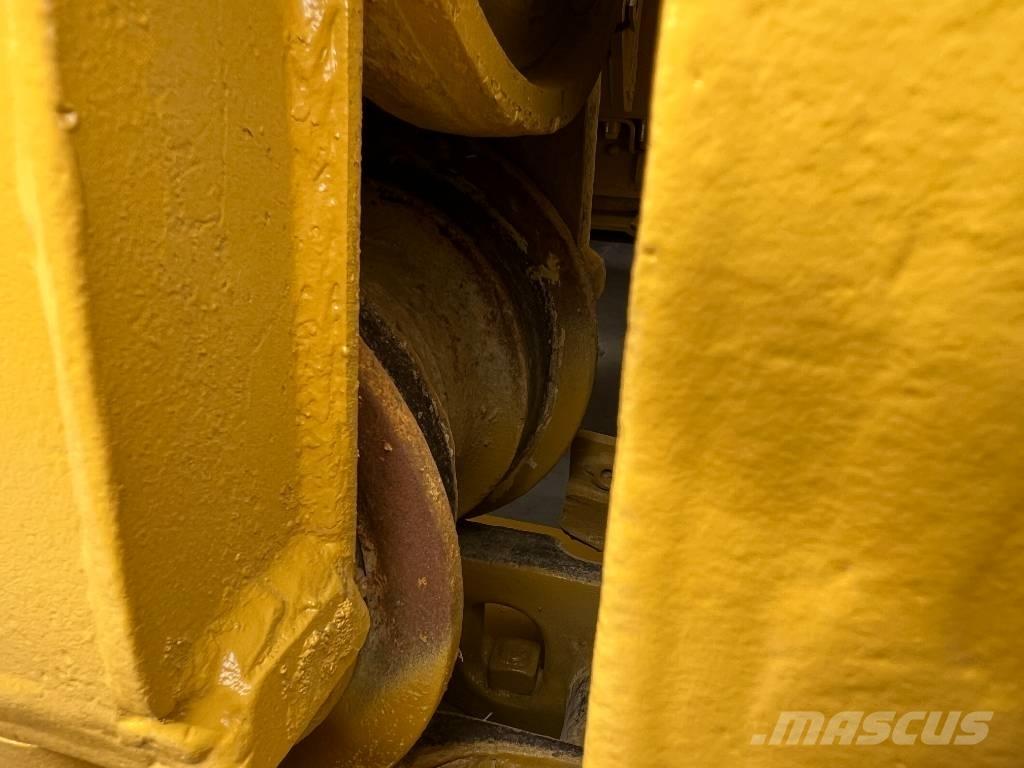 CAT D6H XL Гусеничные бульдозеры
