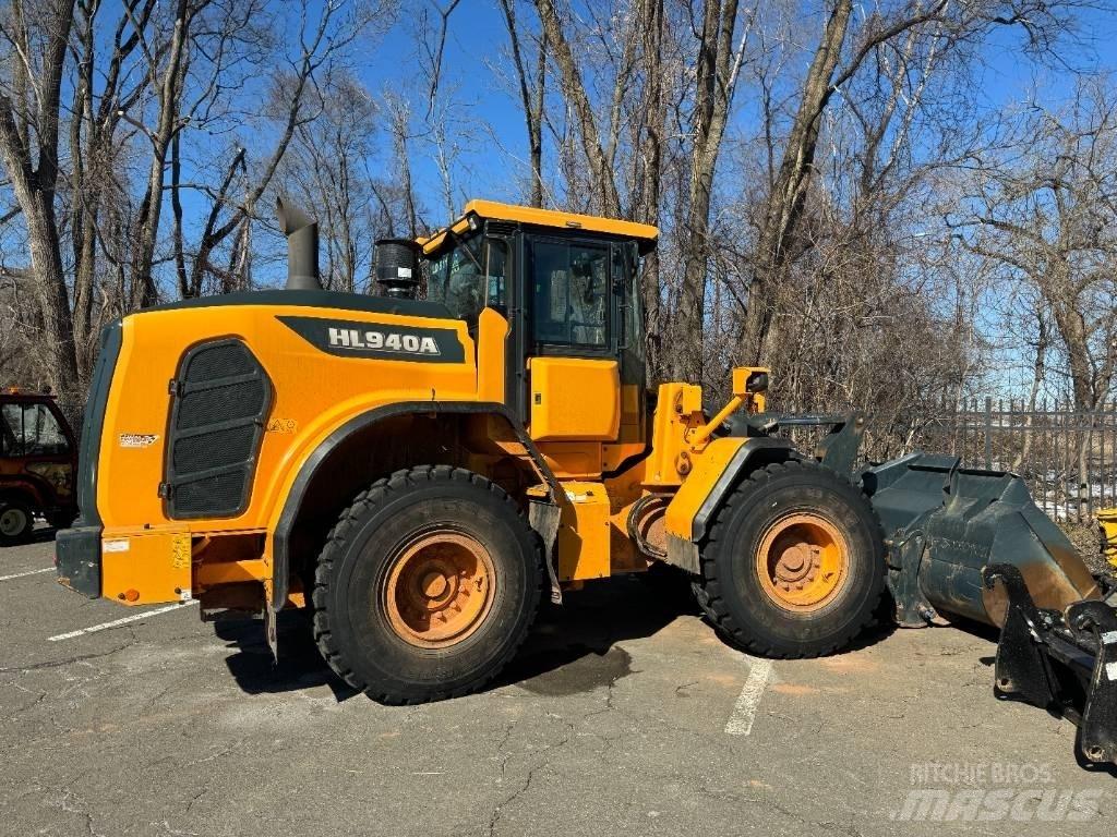 Hyundai HL 940 Фронтальные погрузчики