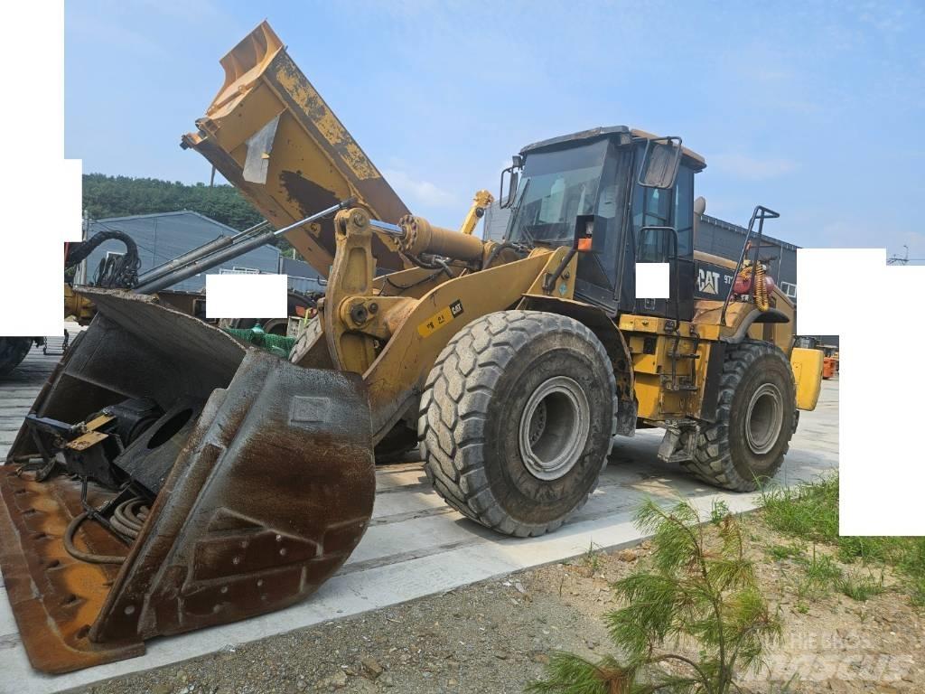 CAT 972 H Фронтальные погрузчики