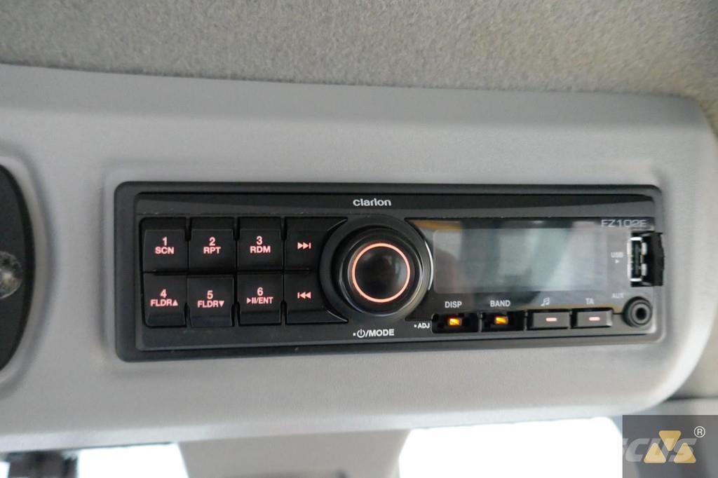 CAT 930M Фронтальные погрузчики