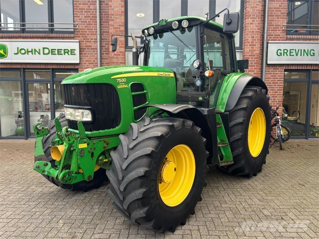 John Deere 7530 Трактора