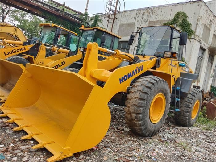Komatsu WA 320-5 Фронтальные погрузчики