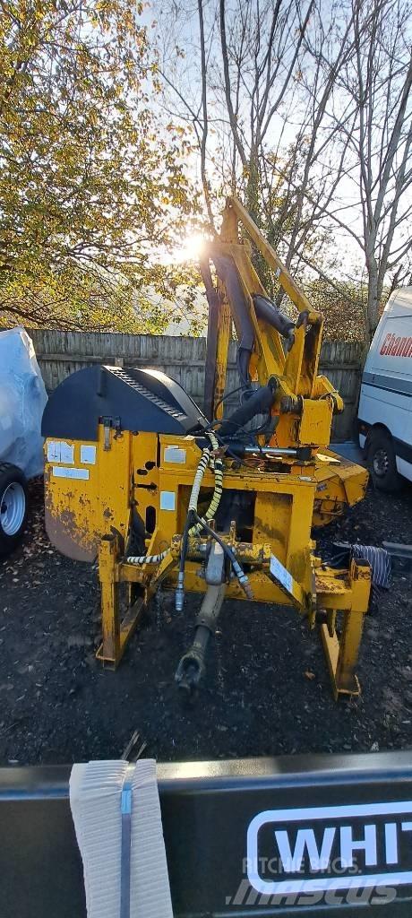 McConnel PA55 Кусторезы