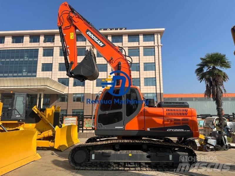 Doosan DX 225 LC-9C Гусеничные экскаваторы