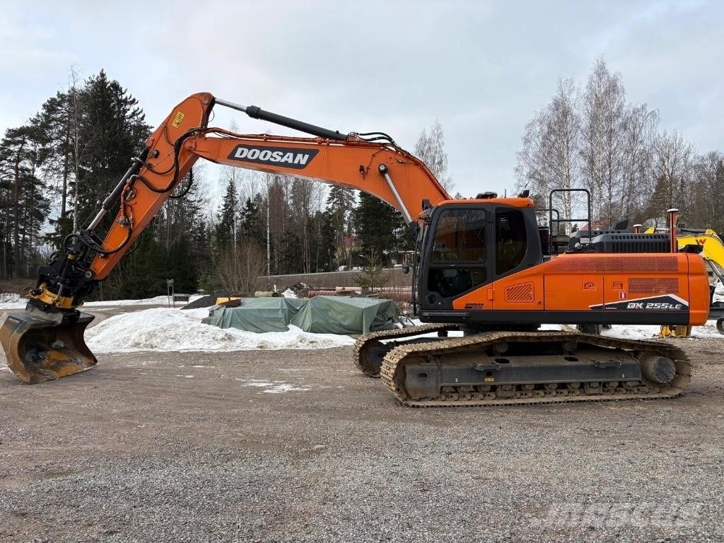 Doosan DX 255 LC-7 Гусеничные экскаваторы