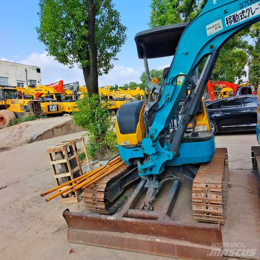 Kubota U30 Мини-экскаваторы