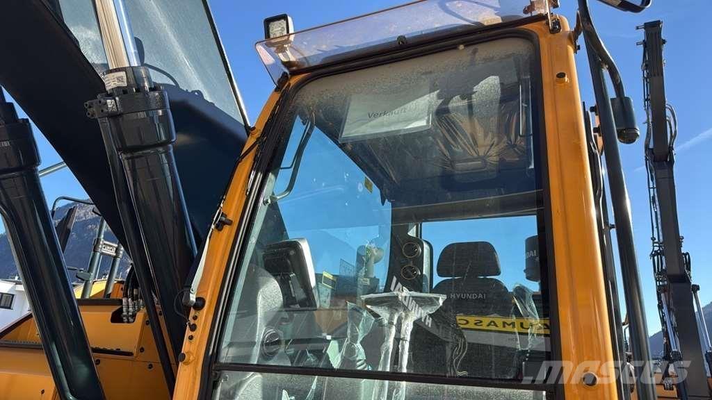 Hyundai HX235LCR Специальные экскаваторы
