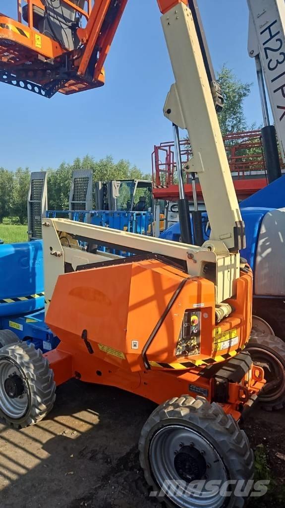 JLG 340 AJ Коленчатые подъемники