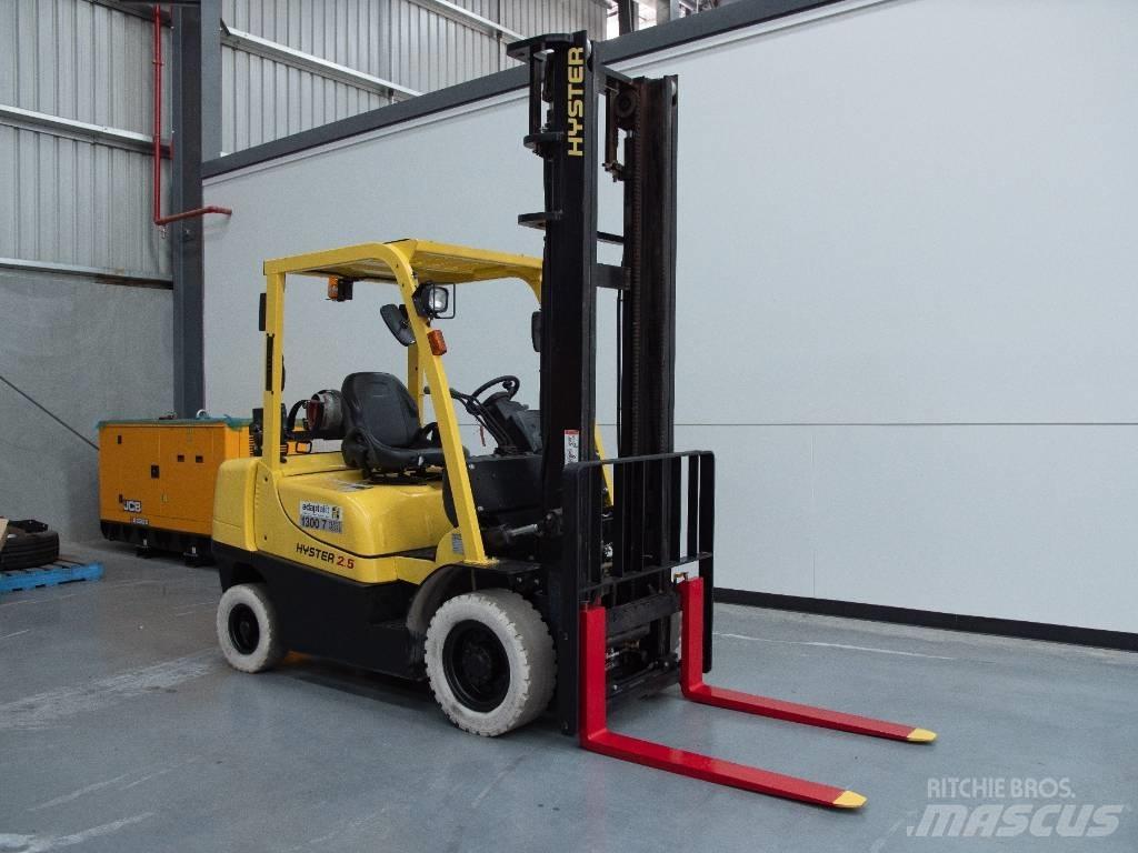 Hyster H2.5XT Газовые погрузчики