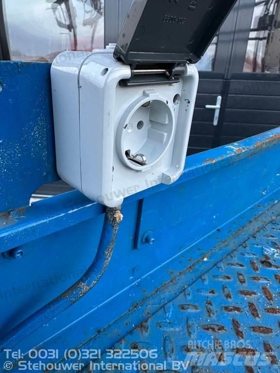 SkyJack SJ3226 Ножничные подъемники
