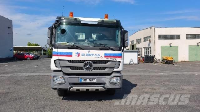Mercedes-Benz 932.24 Специальные грузовики