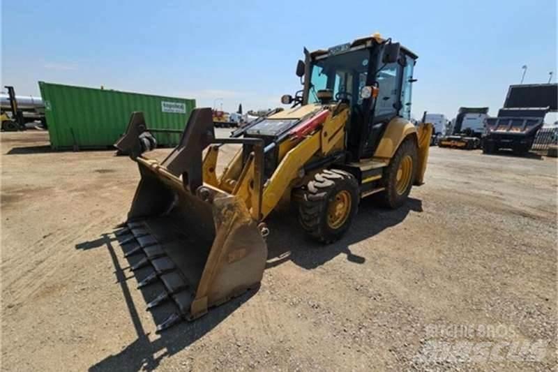 CAT 426F2 TLB Экскаваторы-погрузчики