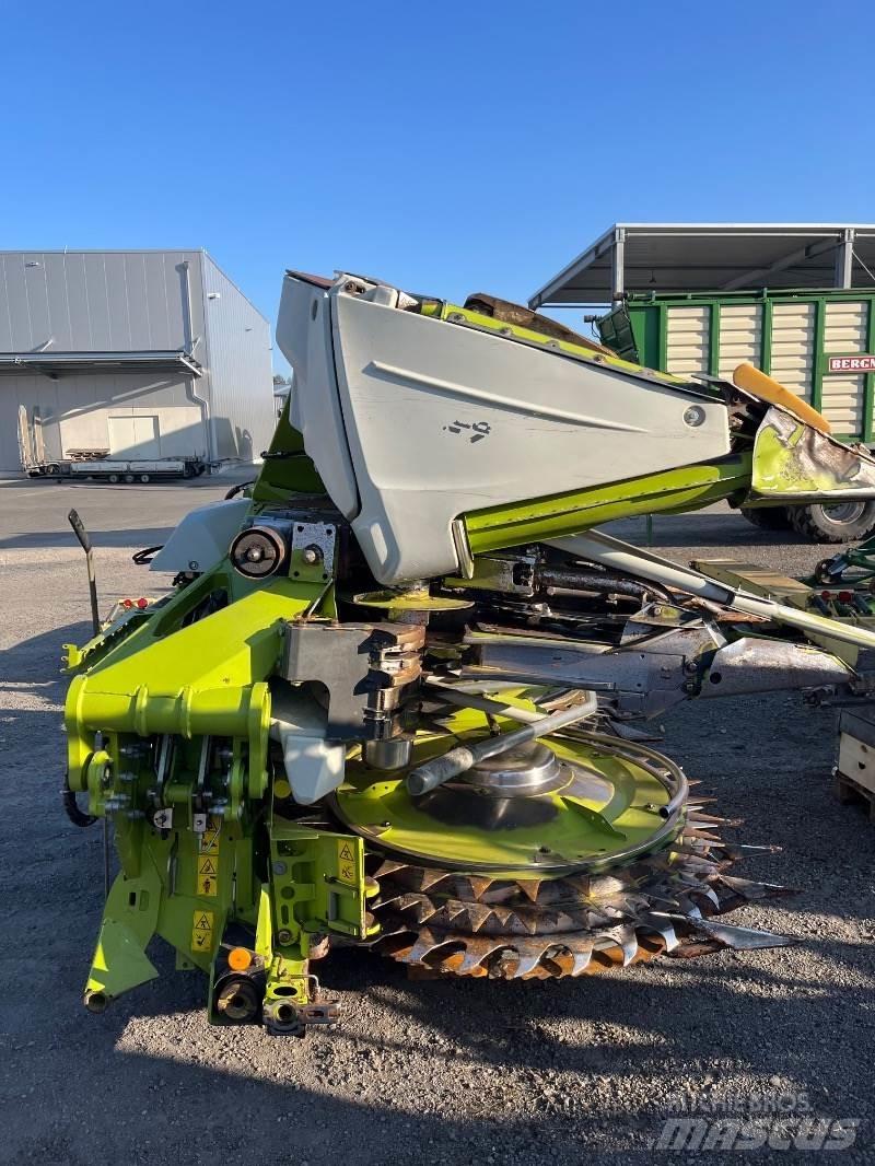 CLAAS Jaguar 940 Прицепные кормоуборочные комбайны