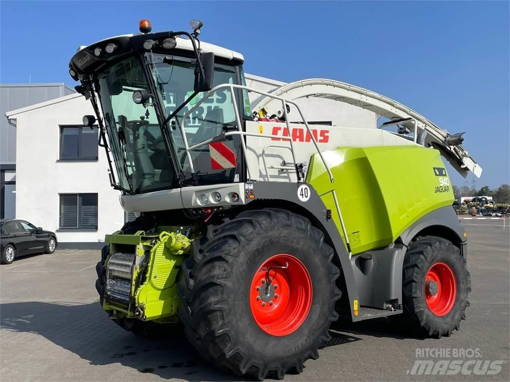 CLAAS Jaguar 940 Прицепные кормоуборочные комбайны