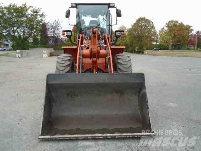 Hitachi ZW 120-6 Фронтальные погрузчики