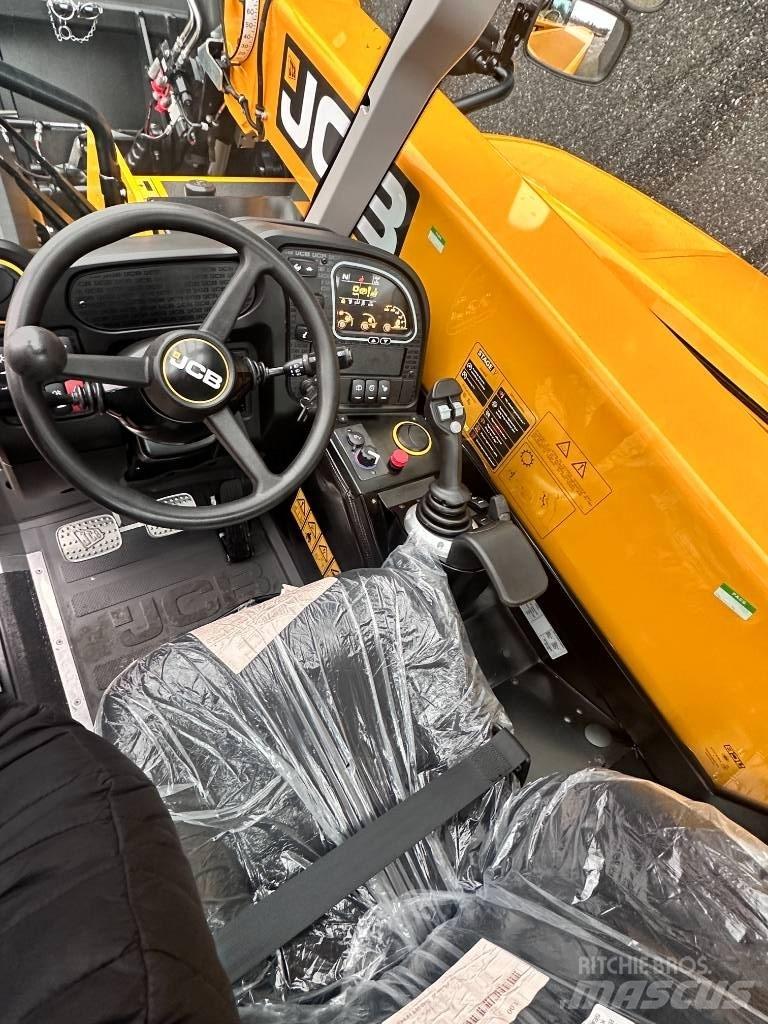 JCB 525-60 Телескопические погрузчики