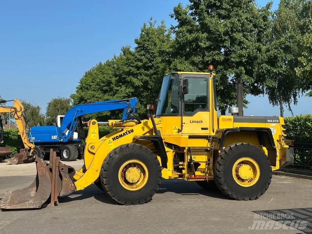 Komatsu WA270-3 Фронтальные погрузчики