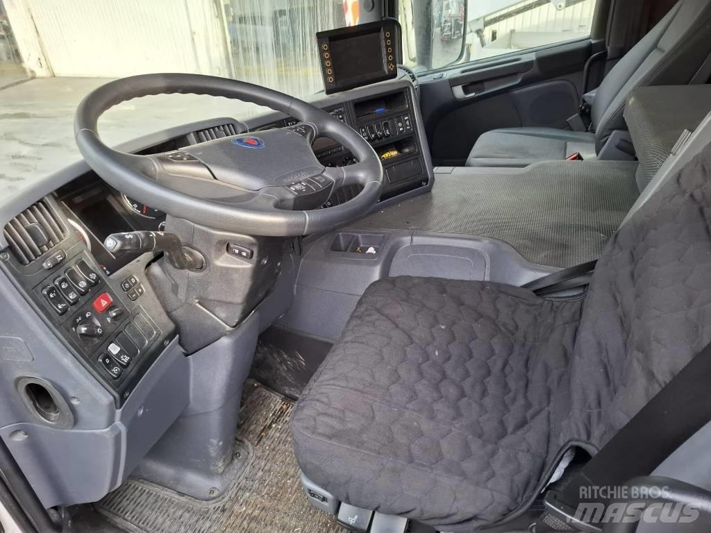 Palfinger P 750 Автовышки